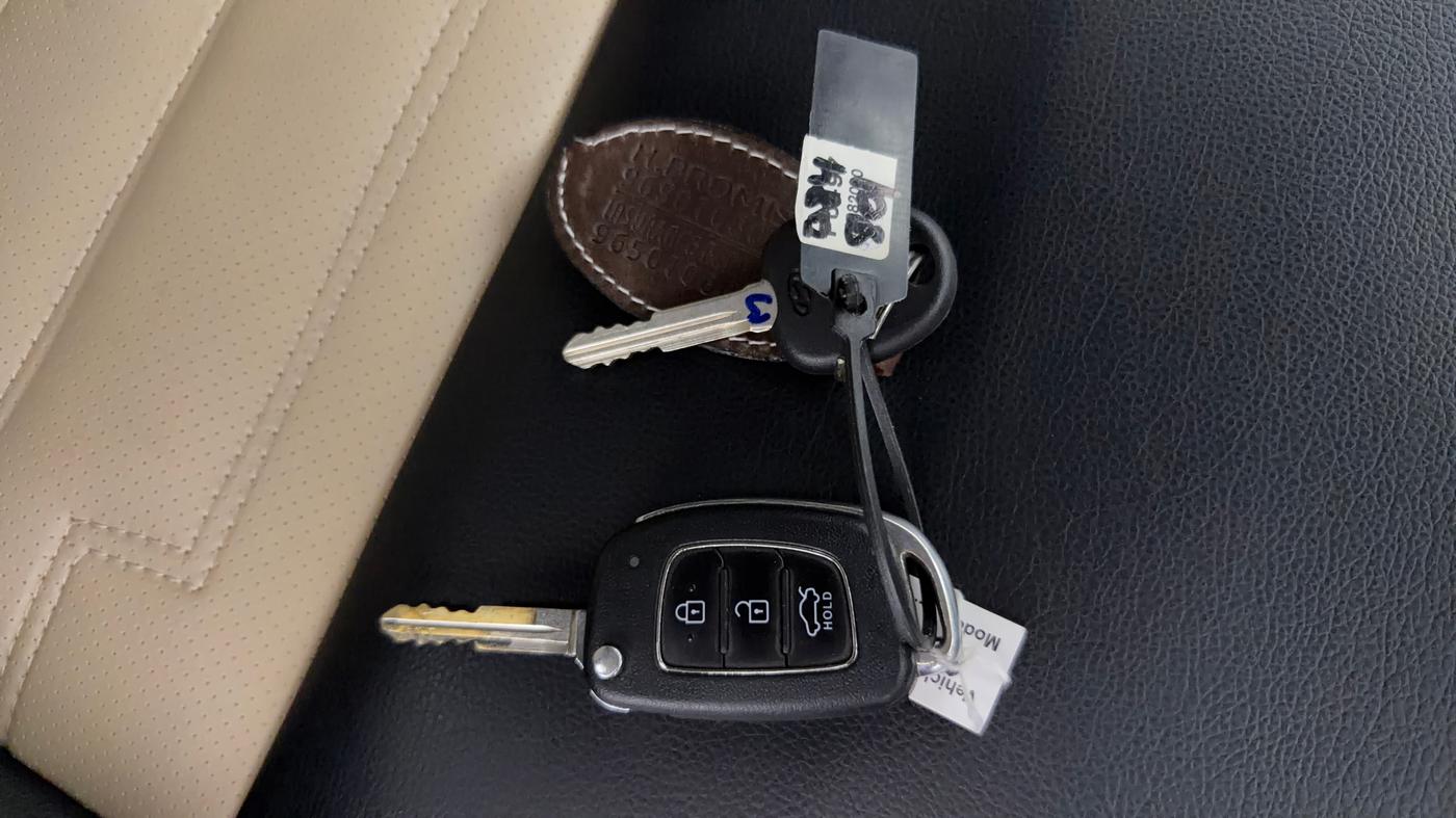 2020 Hyundai GRAND I10 NIOS MAGNA 1.2 KAPPA VTVT, Petrol, Manual, 54,332 km, Key Close Up