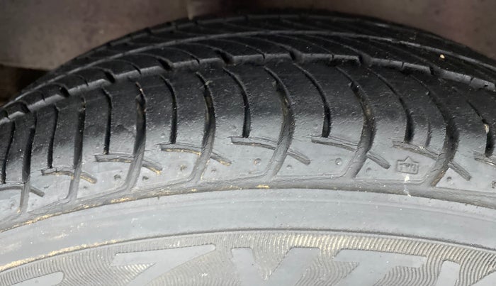 2015 Nissan Micra XL CVT (PETROL), Petrol, Automatic, 60,897 km, Right Rear Tyre Tread