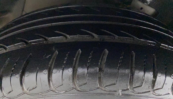 2020 Ford Ecosport 1.5TITANIUM TDCI, Diesel, Manual, 15,880 km, Left Front Tyre Tread