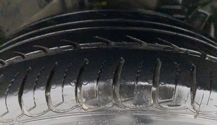 2020 Ford Ecosport 1.5TITANIUM TDCI, Diesel, Manual, 15,880 km, Right Front Tyre Tread