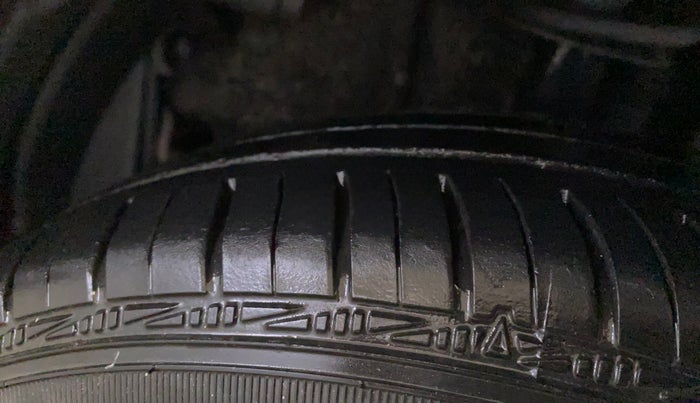 2018 Tata Tiago WIZZ EDITION PETROL, Petrol, Manual, 61,883 km, Right Rear Tyre Tread