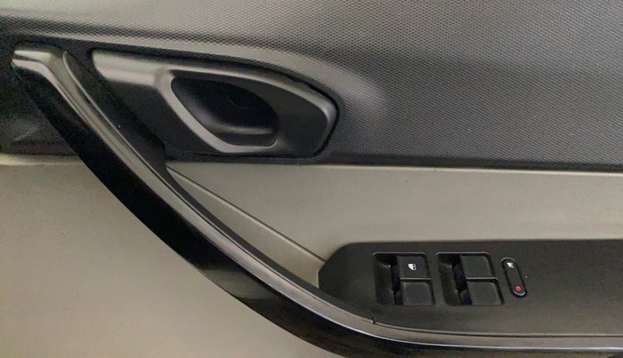 2018 Tata Tiago WIZZ EDITION PETROL, Petrol, Manual, 61,883 km, Driver Side Door Panels Control