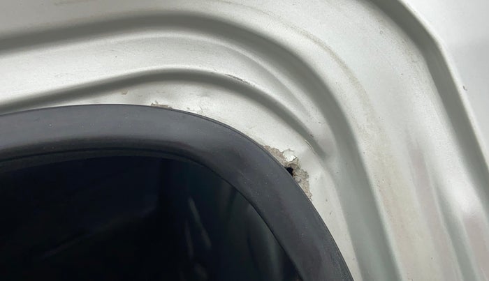 2017 Maruti Swift VXI, Petrol, Manual, 83,231 km, Left C pillar - Pillar damaged/repaired