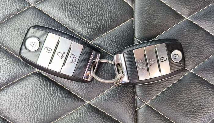 2021 KIA SONET HTX 1.0 IMT, Petrol, Manual, 40,375 km, Key Close Up