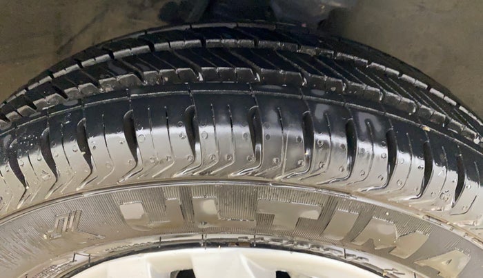 2013 Maruti Alto 800 LXI, Petrol, Manual, 22,528 km, Right Front Tyre Tread