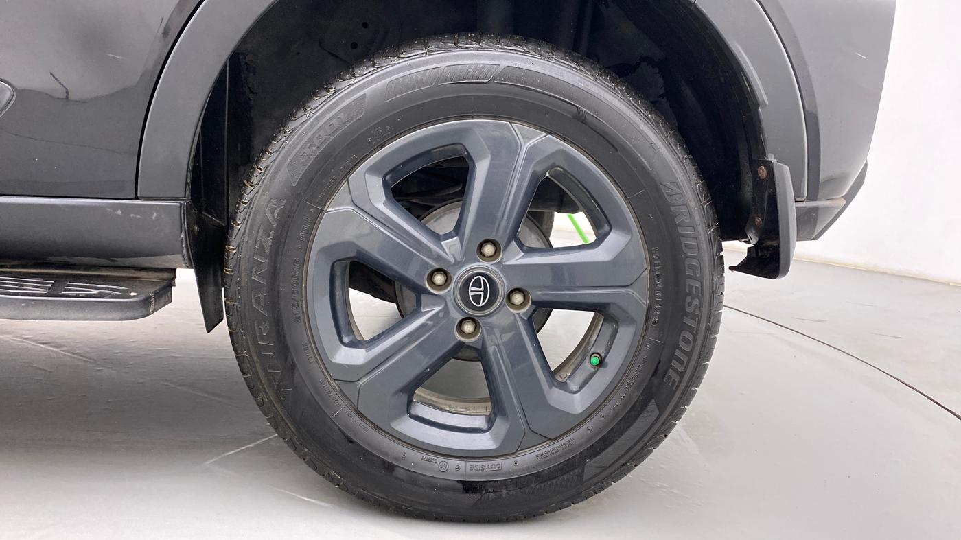 2022 Tata NEXON XZ PLUS DIESEL DARK EDITION, Diesel, Manual, 55,953 km, Left Rear Wheel
