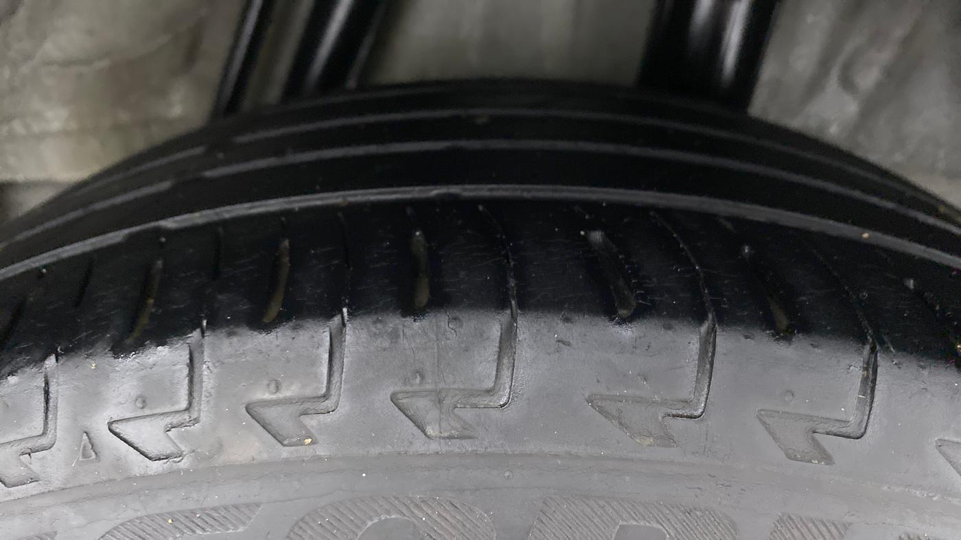 2018 Honda WR-V 1.2 i-VTEC VX MT, Petrol, Manual, 41,990 km, Left Rear Tyre Tread