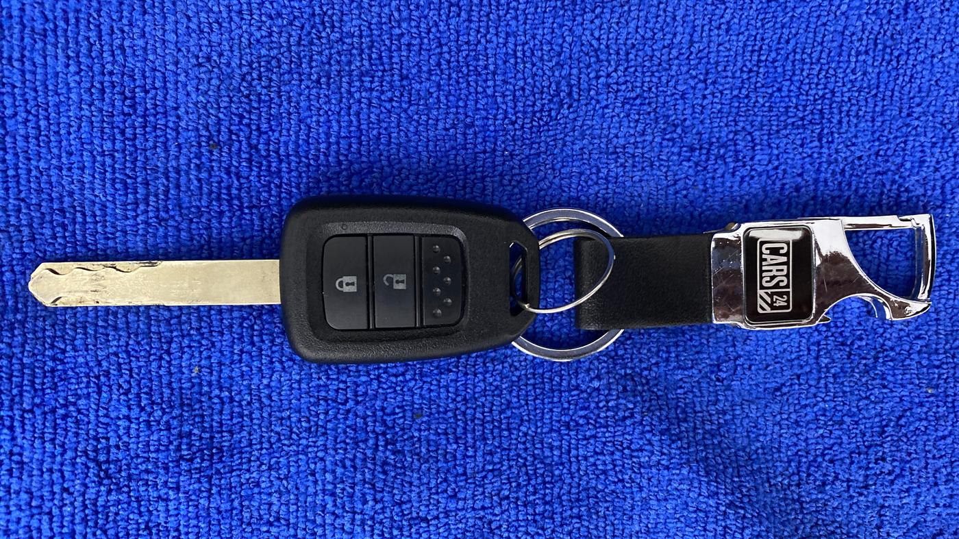 2018 Honda WR-V 1.2 i-VTEC VX MT, Petrol, Manual, 41,990 km, Key Close Up