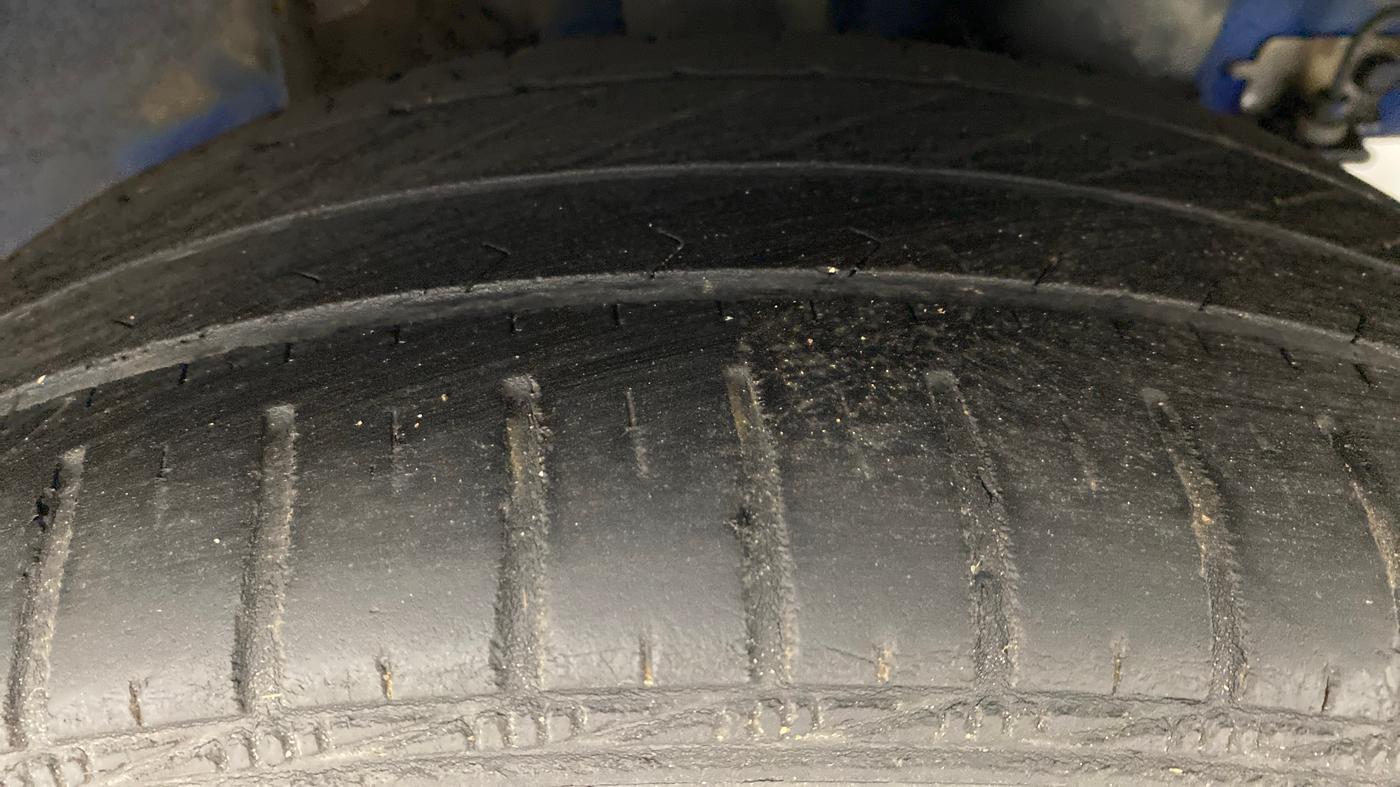 2014 Hyundai Xcent S 1.2 OPT, Petrol, Manual, 60,800 km, Left Rear Tyre Tread