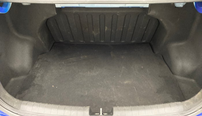 2014 Hyundai Xcent S 1.2 OPT, Petrol, Manual, 60,800 km, Boot Inside