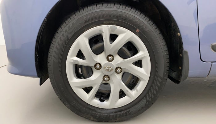 2017 Hyundai Grand i10 SPORTZ 1.2 KAPPA VTVT, CNG, Manual, 45,077 km, Left Front Wheel
