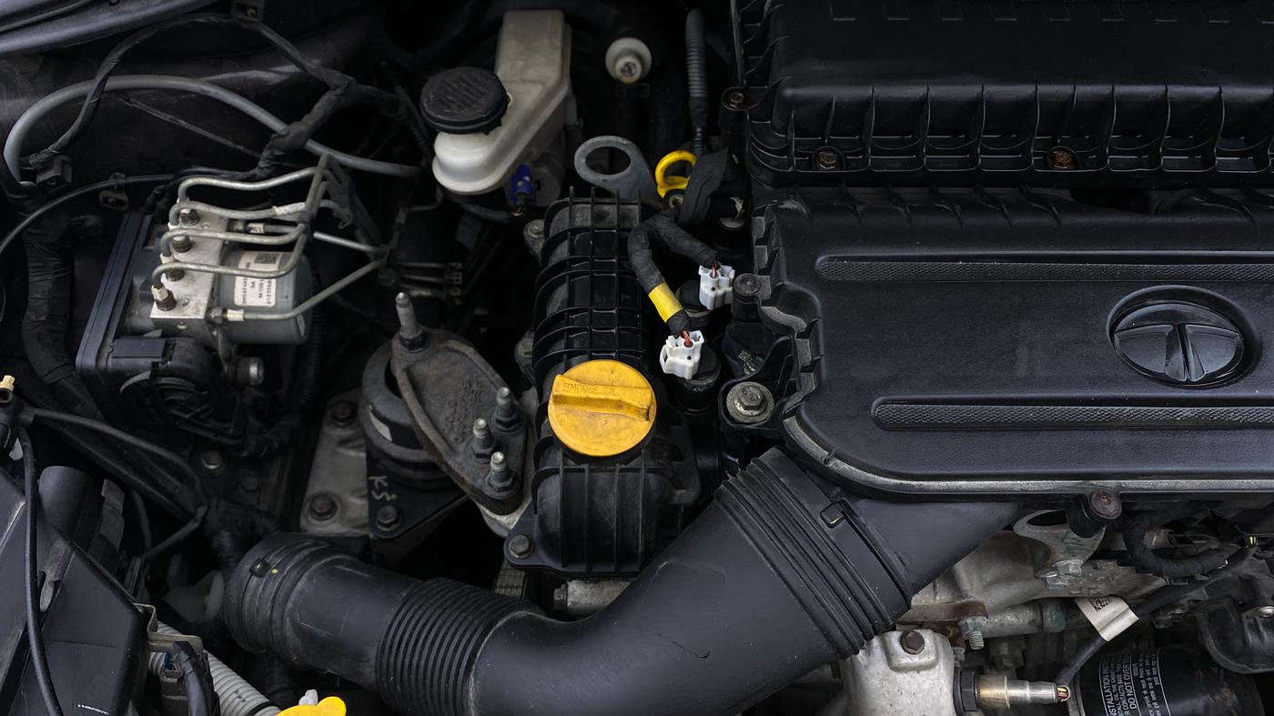 2023 Tata Tiago XZA PLUS PETROL, Petrol, Automatic, 35,768 km, Engine View - Right