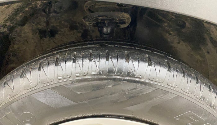 2021 KIA SONET HTX 1.0 IMT, Petrol, Manual, 44,524 km, Right Front Tyre Tread