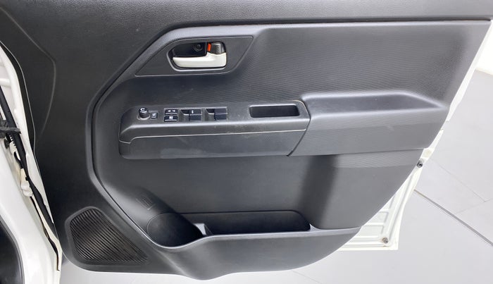 2019 Maruti New Wagon-R ZXI 1.2 old, Petrol, Manual, 24,333 km, Driver Side Door Panels Control