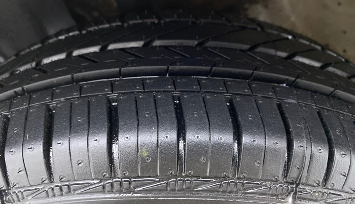 2019 Maruti New Wagon-R ZXI 1.2 old, Petrol, Manual, 24,333 km, Left Front Tyre Tread