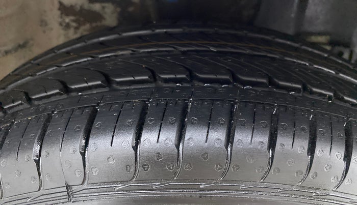 2019 Maruti New Wagon-R ZXI 1.2 old, Petrol, Manual, 24,333 km, Right Front Tyre Tread