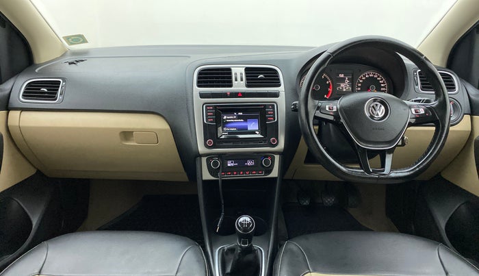 2017 Volkswagen Polo HIGHLINE1.2L PETROL, Petrol, Manual, 66,277 km, Dashboard