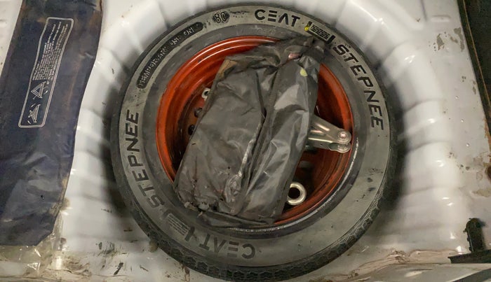 2021 Renault Kiger RXT (O) MT, Petrol, Manual, 38,965 km, Spare Tyre