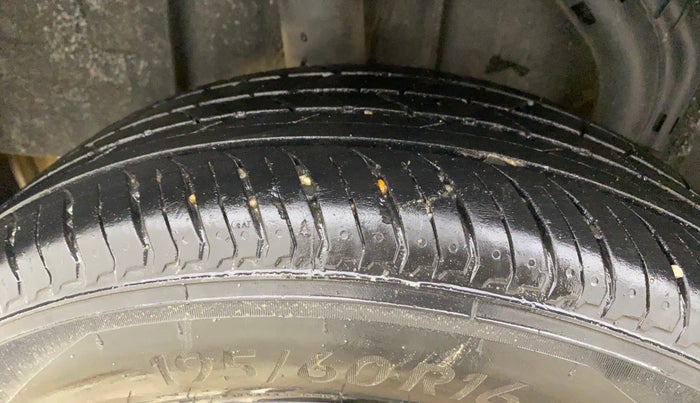 2021 Renault Kiger RXT (O) MT, Petrol, Manual, 38,965 km, Right Rear Tyre Tread