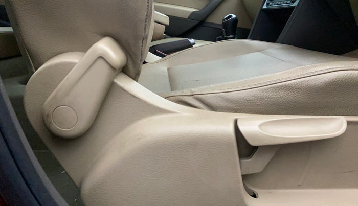 2020 Volkswagen Vento HIGHLINE 1.0L TSI, Petrol, Manual, 1,44,347 km, Driver Side Adjustment Panel