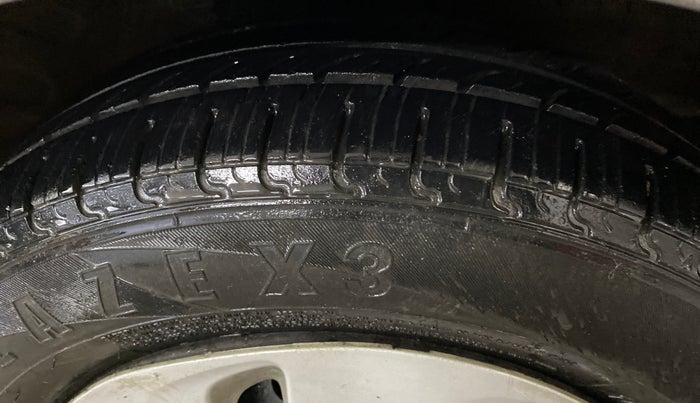 2018 Maruti Celerio VXI CNG, CNG, Manual, 69,528 km, Right Front Tyre Tread