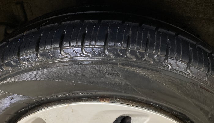 2018 Maruti Celerio VXI CNG, CNG, Manual, 69,528 km, Right Rear Tyre Tread