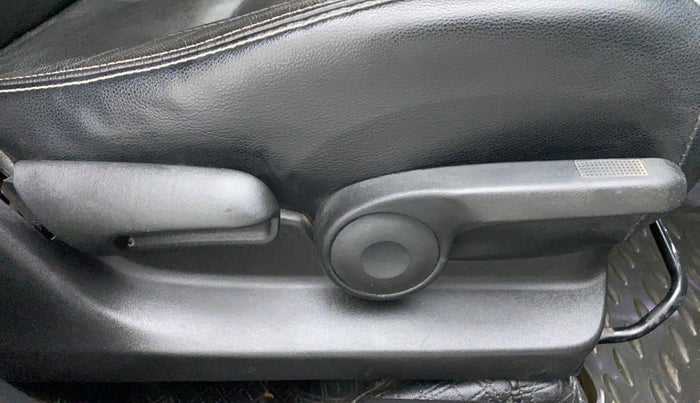 2015 Maruti S Cross ALPHA 1.3, Diesel, Manual, Driver Side Adjustment Panel