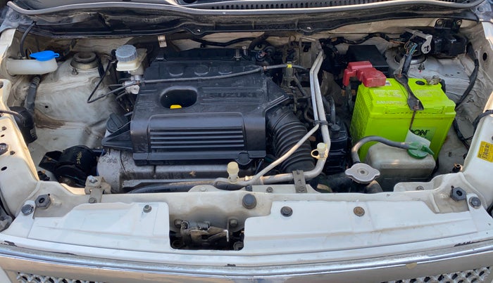2015 Maruti Wagon R 1.0 VXI, Petrol, Manual, 80,292 km, Engine View