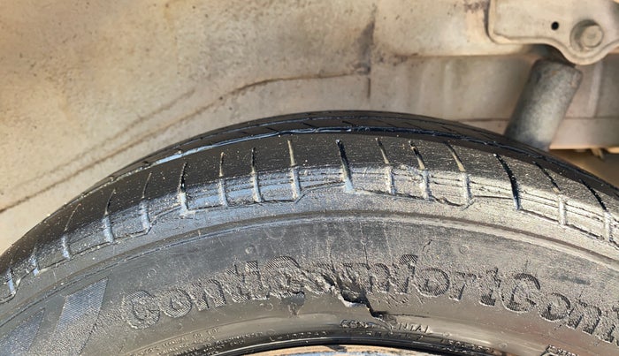2015 Maruti Wagon R 1.0 VXI, Petrol, Manual, 80,292 km, Left Rear Tyre Tread