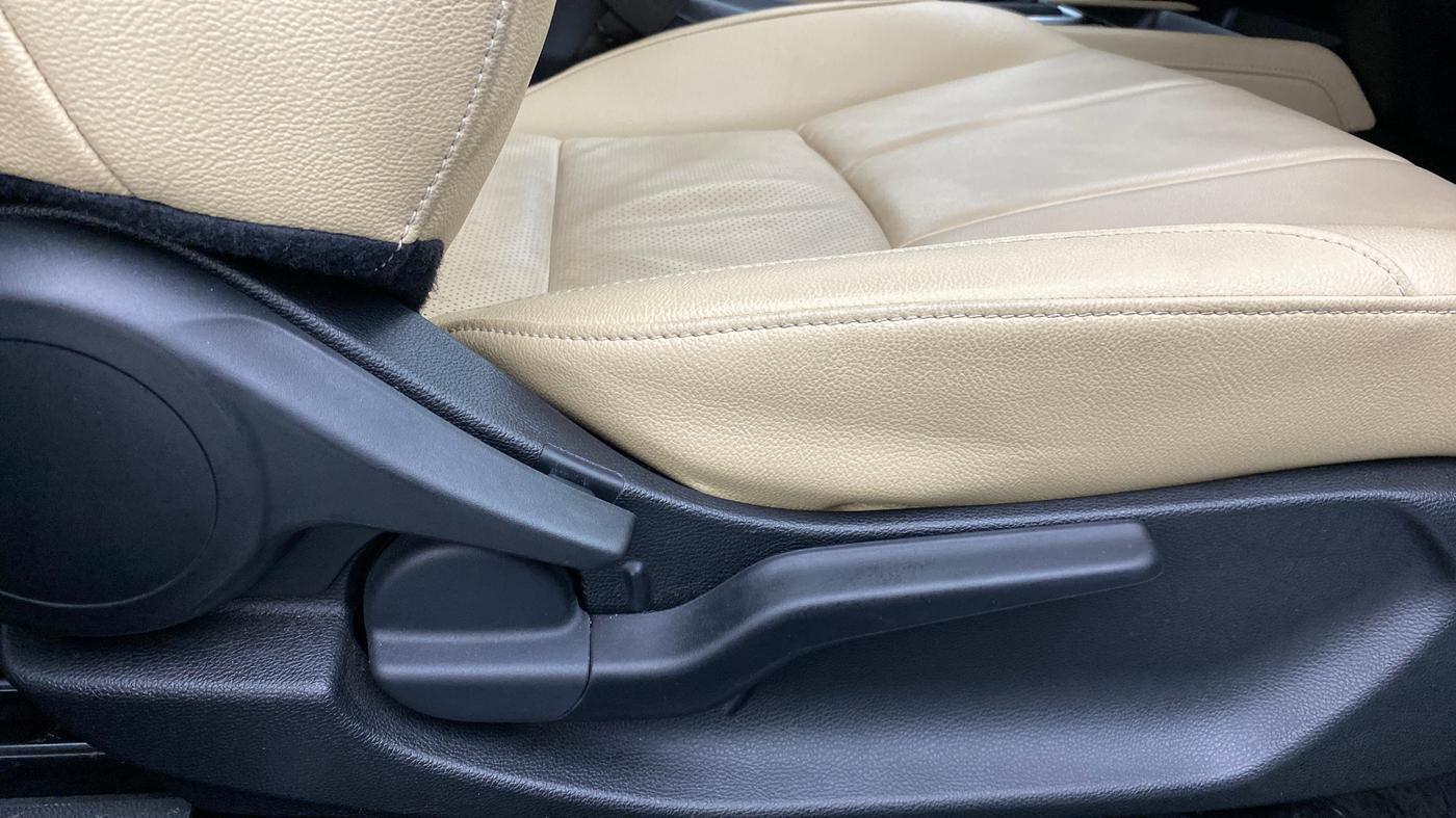 2020 Honda City ZX CVT, Petrol, Automatic, 6,708 km, Driver Side Adjustment Panel