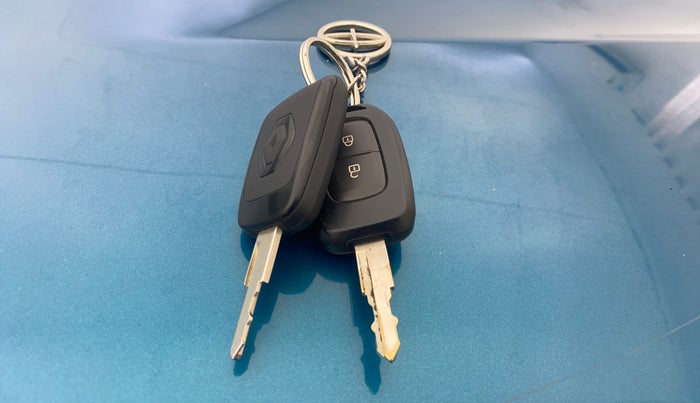 2020 Renault Kwid RXT 1.0 AMT, Petrol, Automatic, 21,330 km, Key Close Up