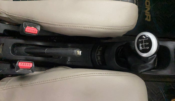 2015 Maruti Wagon R 1.0 VXI, Petrol, Manual, 51,019 km, Gear Lever