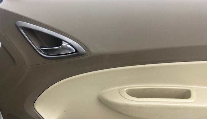 2013 Chevrolet Sail UVA 1.2 LS ABS, Petrol, Manual, 57,577 km, Driver Side Door Panels Control