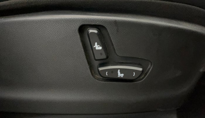 2020 MG HECTOR SHARP 1.5 DCT PETROL, Petrol, Automatic, 40,993 km, Driver Side Adjustment Panel