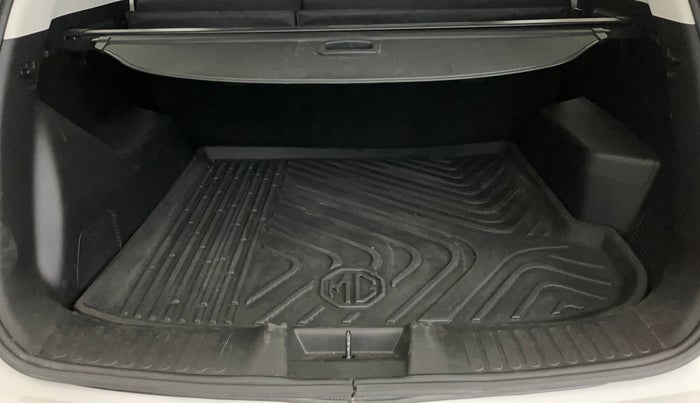 2020 MG HECTOR SHARP 1.5 DCT PETROL, Petrol, Automatic, 40,993 km, Boot Inside