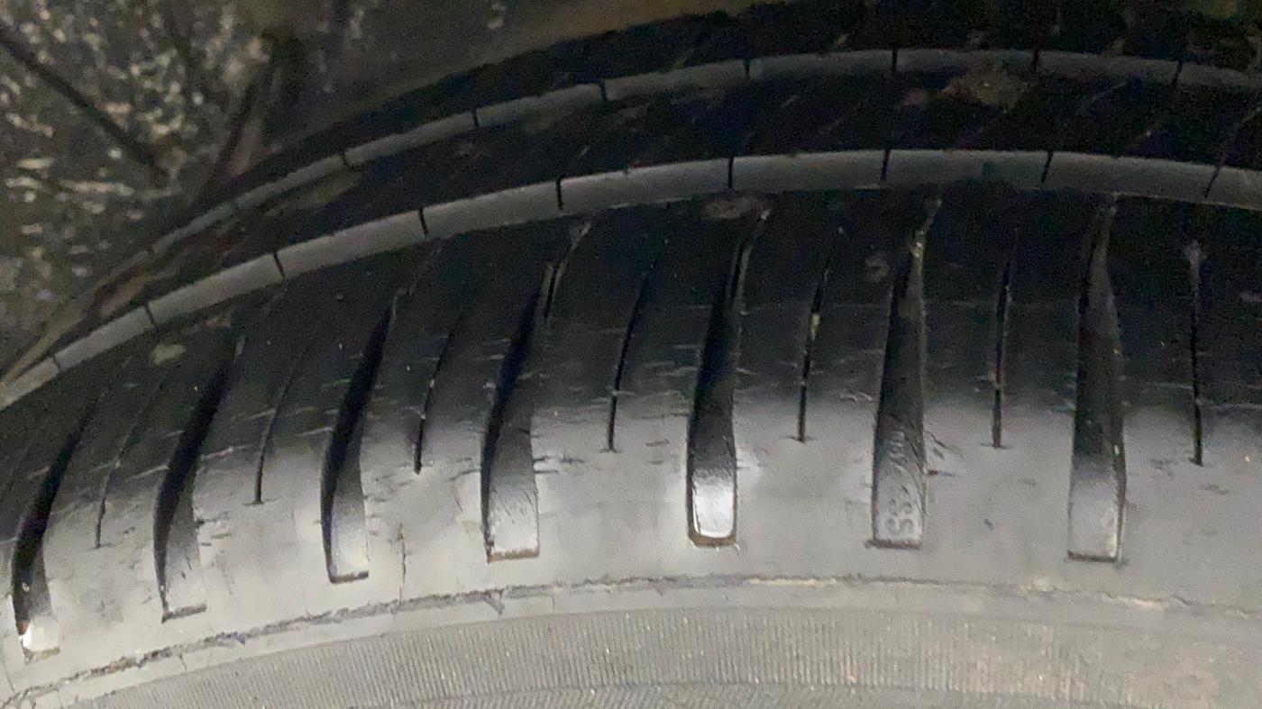 2011 Toyota Etios Liva VX, Petrol, Manual, 92,772 km, Left Rear Tyre Tread