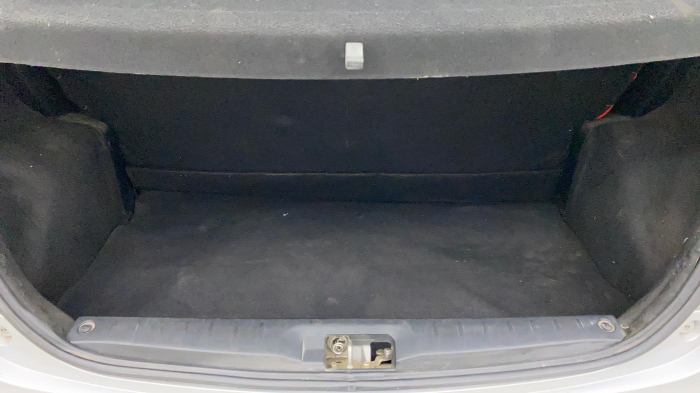 2011 Toyota Etios Liva VX, Petrol, Manual, 92,772 km, Boot Inside
