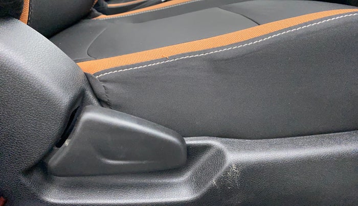 2021 Renault Kwid 1.0 CLIMBER OPT, Petrol, Manual, 9,107 km, Driver Side Adjustment Panel