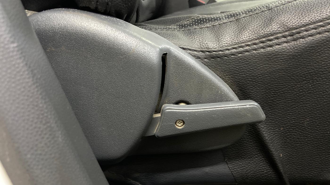 2018 Maruti Alto 800 VXI, Petrol, Manual, 43,808 km, Driver Side Adjustment Panel