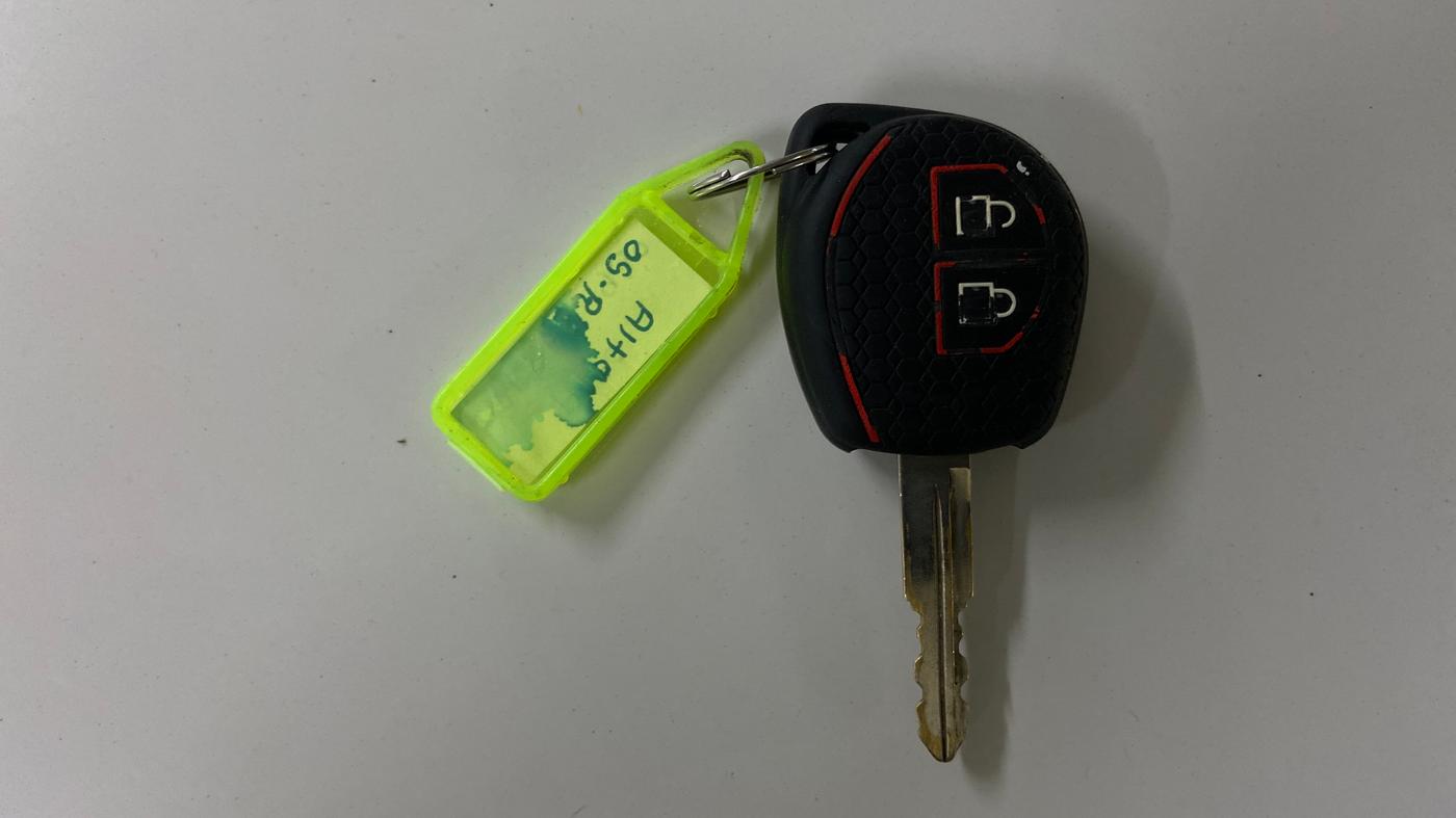2018 Maruti Alto 800 VXI, Petrol, Manual, 43,808 km, Key Close Up