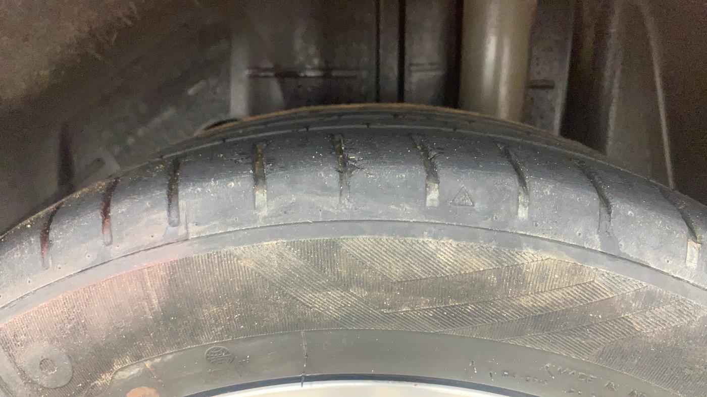 2020 Ford Figo Aspire TITANIUM PLUS 1.5 DIESEL, Diesel, Manual, 49,830 km, Left Rear Tyre Tread