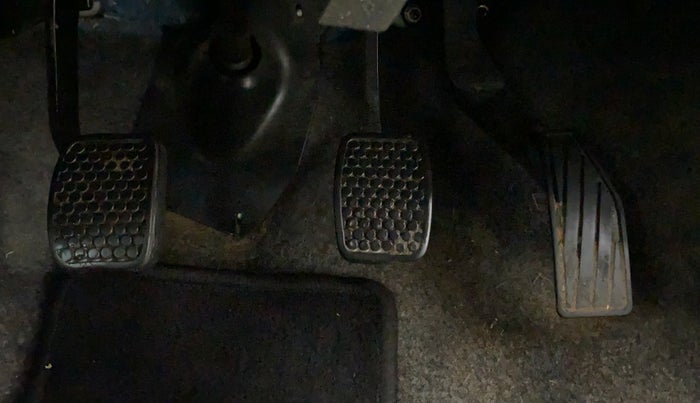 2018 Maruti Alto 800 LXI, Petrol, Manual, 28,050 km, Pedals