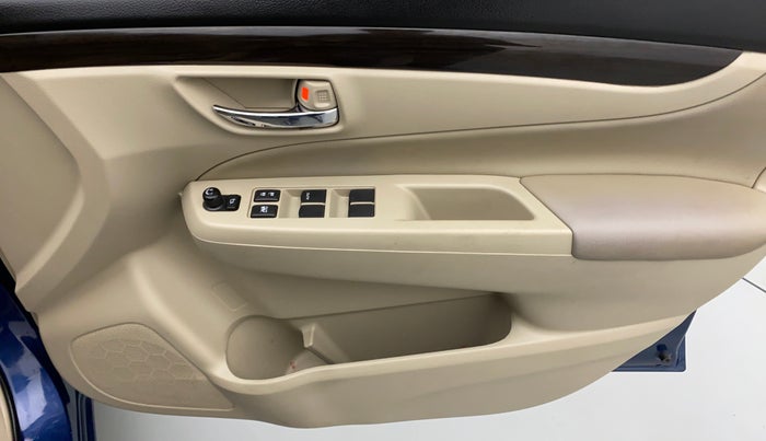 2017 Maruti Ciaz ALPHA 1.4 VVT, Petrol, Manual, 21,004 km, Driver Side Door Panels Control