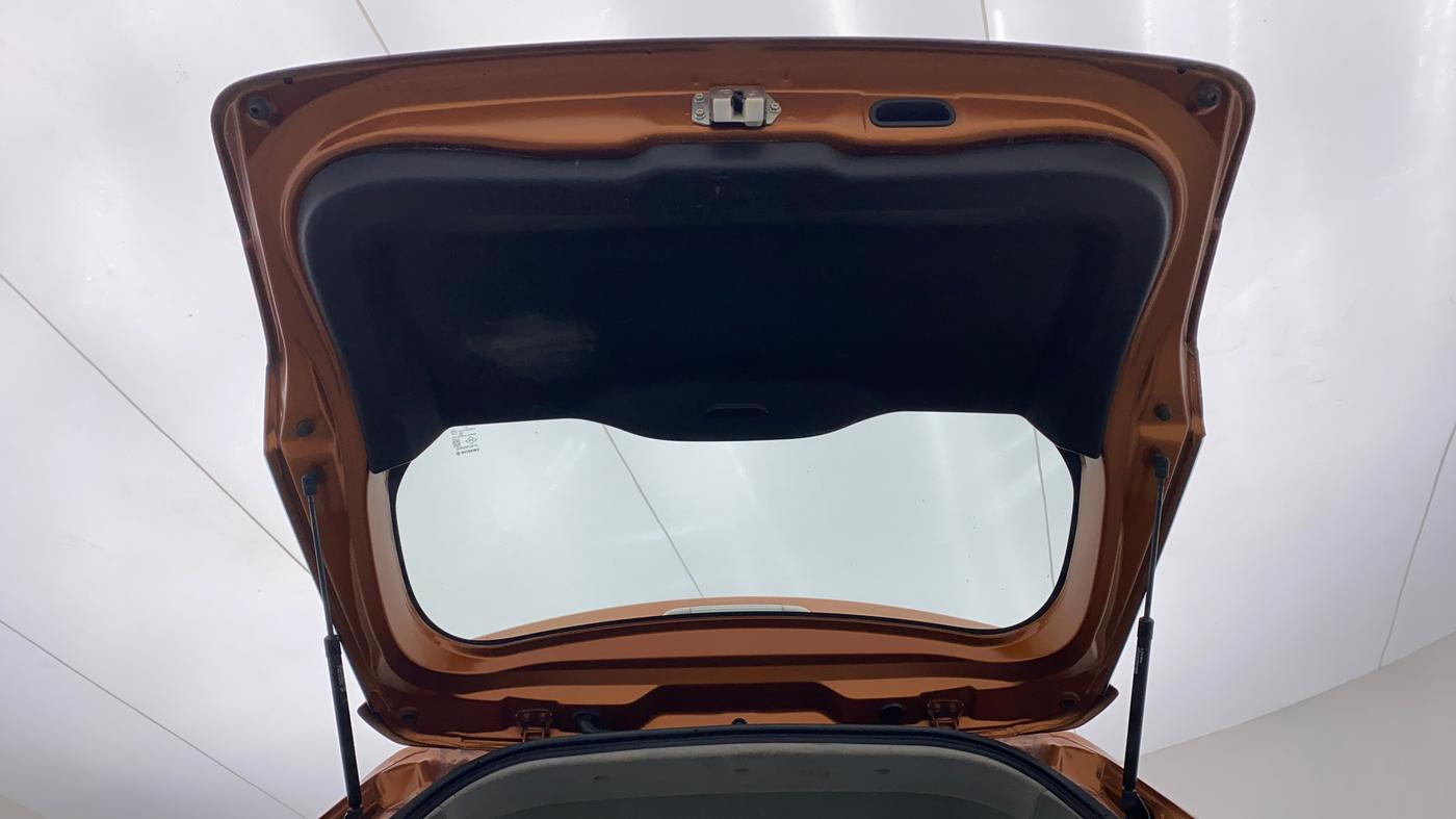 2018 Maruti Vitara Brezza VDI AMT, Diesel, Automatic, 97,704 km, Boot Door Open