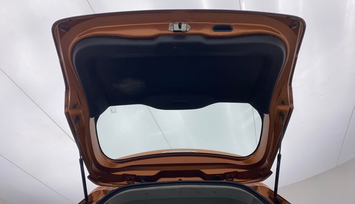 2018 Maruti Vitara Brezza VDI AMT, Diesel, Automatic, 97,704 km, Boot Door Open