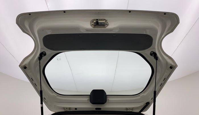 2014 Maruti Alto K10 VXI, Petrol, Manual, 39,739 km, Boot Door Open
