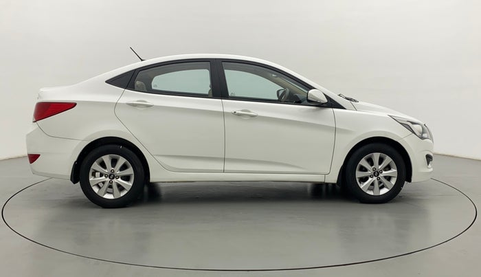 2016 Hyundai Verna FLUIDIC 1.6 VTVT S AT, Petrol, Automatic, 36,513 km, Right Side View