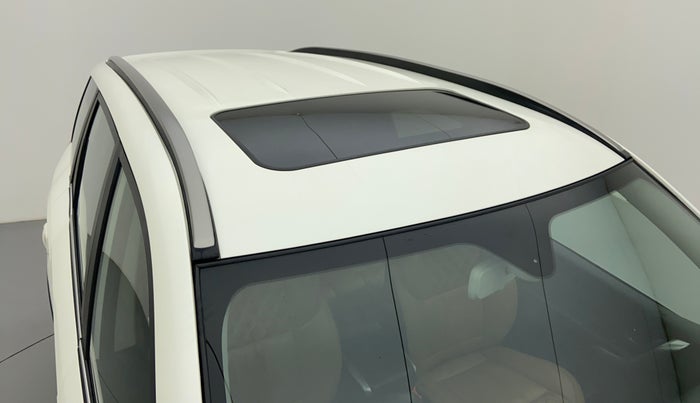 2018 Mahindra XUV500 W11 AT, Diesel, Automatic, 29,359 km, Roof