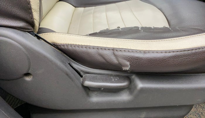 2012 Hyundai Santro Xing GL PLUS, Petrol, Manual, 60,738 km, Driver Side Adjustment Panel