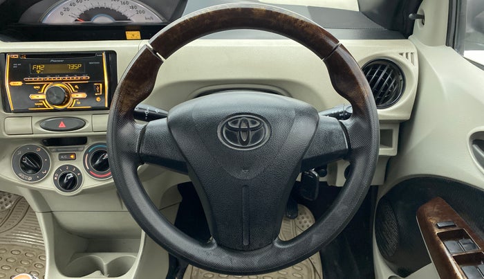 2013 Toyota Etios G, Petrol, Manual, 47,334 km, Steering Wheel Close Up